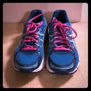 ASICS workout shoes!!